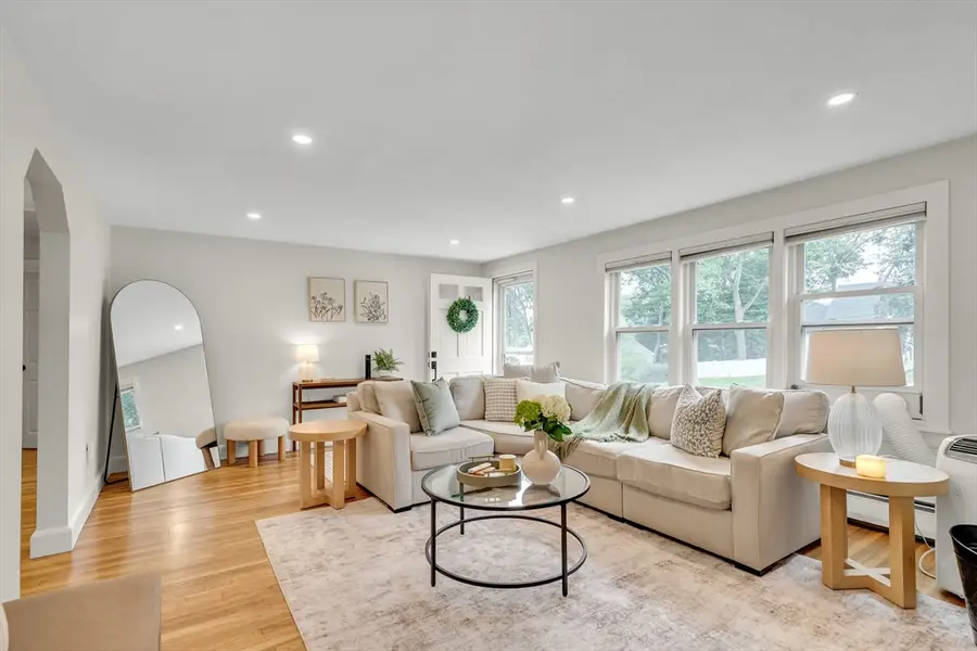 30 Linda Ave, Framingham, MA 01701 - #3