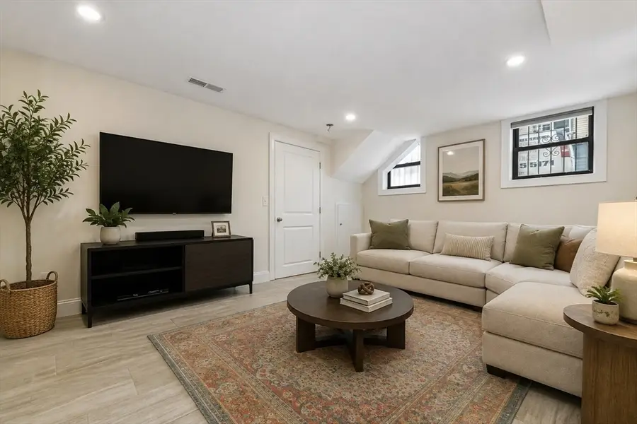 111 Maverick Street #U1, Boston, MA 02128 - #3