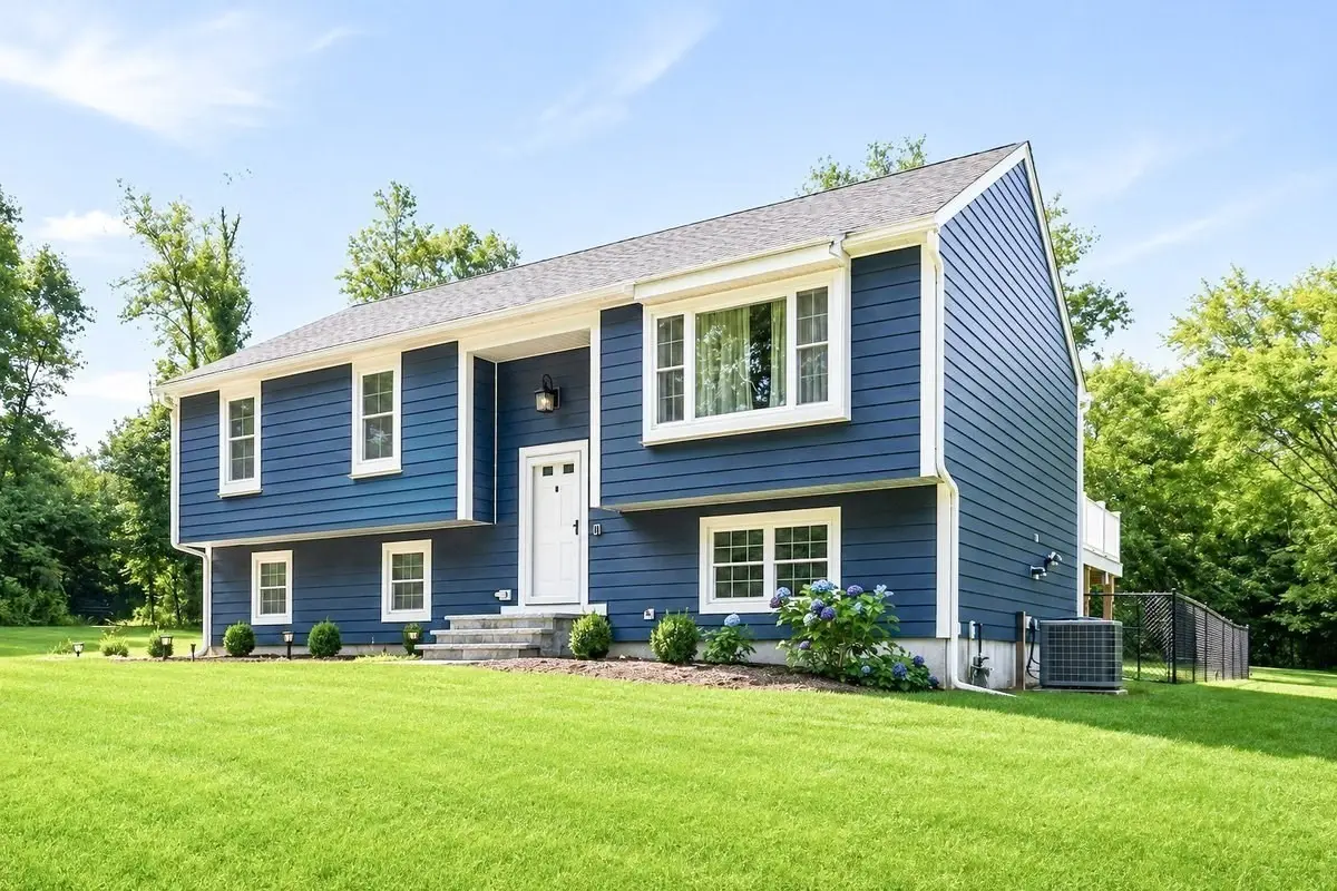 174 Bent St, Franklin, MA 02038 - #1