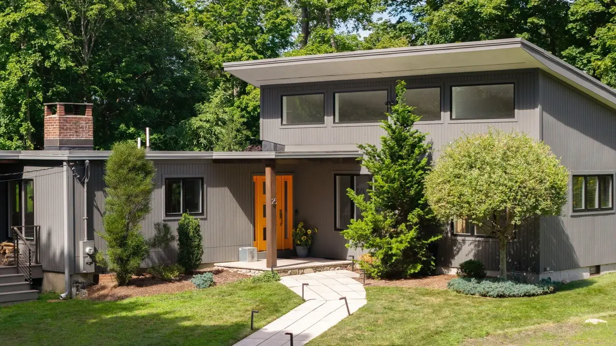 25 Virginia Ln, Cohasset, MA 02025 - #1