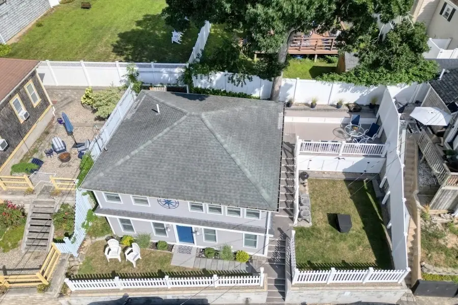 8 Green St, Wareham, MA 02558 - #3