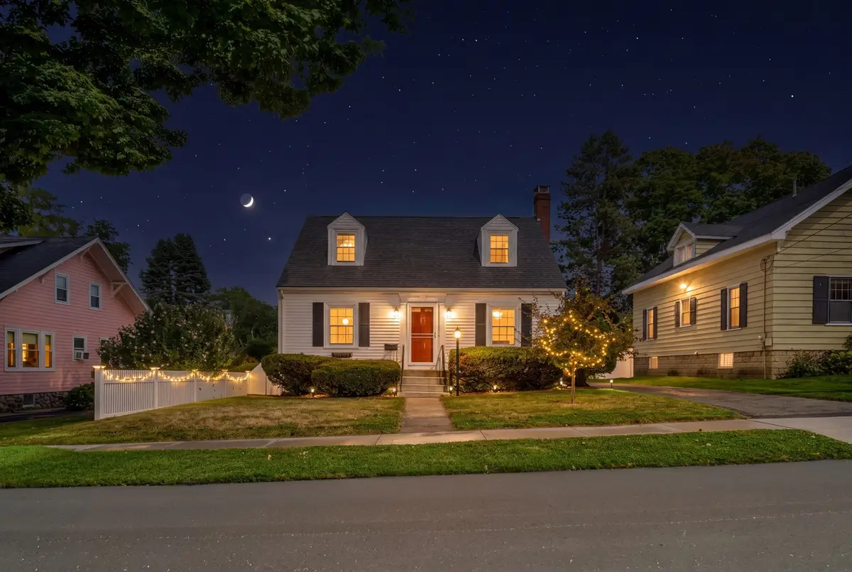21 Leroy Ave, Haverhill, MA 01835 - #1