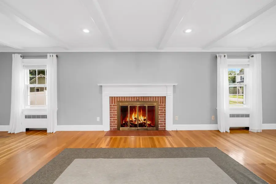 21 Leroy Ave, Haverhill, MA 01835 - #3