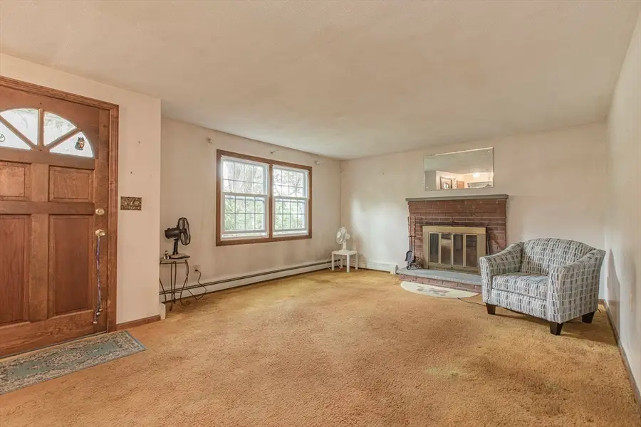 27 Sylvanus Wood Ln, Woburn, MA 01801 - #2