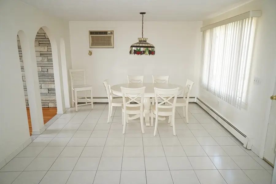 92 Newman St, Revere, MA 02151 - #3