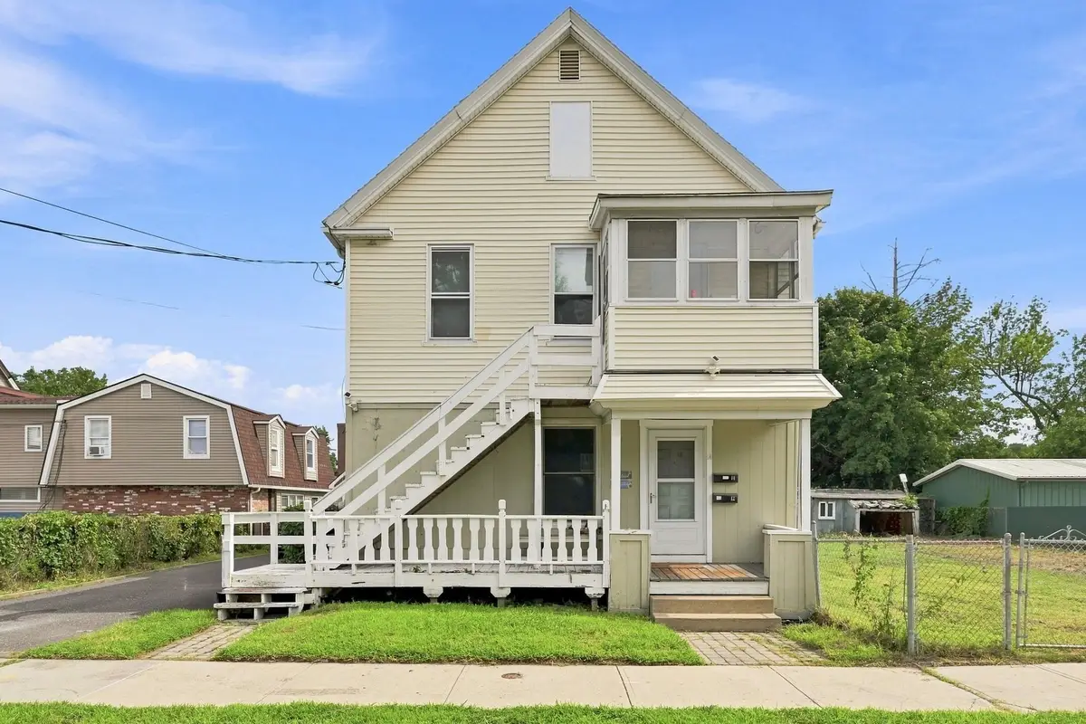 14 Perrault, Chicopee, MA 01013 - #1