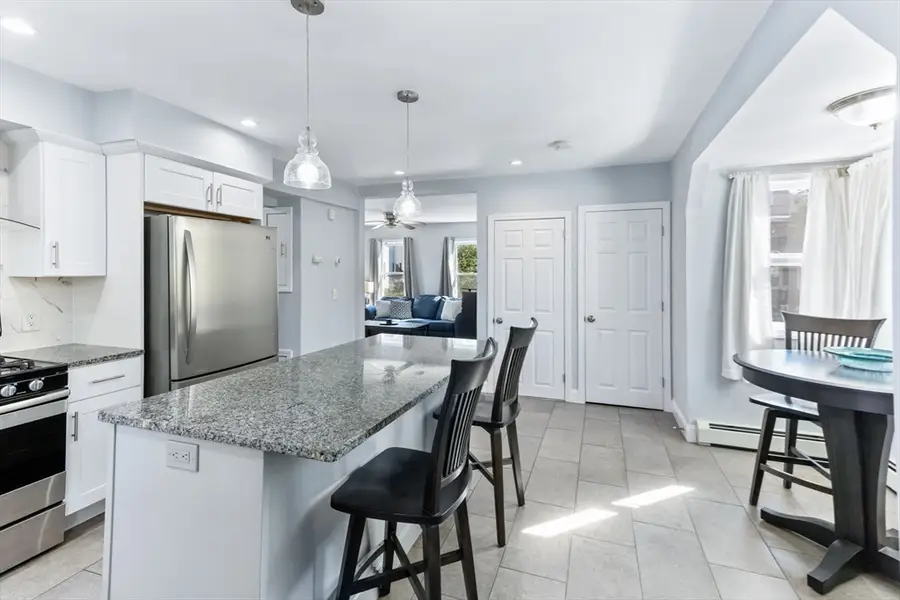 32 Cottage St, Taunton, MA 02780 - #3