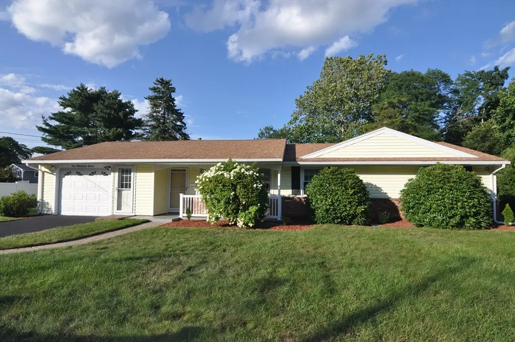 4 Blackstone St, Peabody, MA 01960 - #1