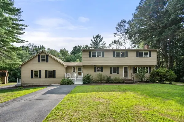 202 Franklin St, Halifax, MA 02338