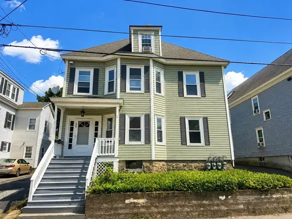 125 Gershom Ave, Lowell, MA 01854