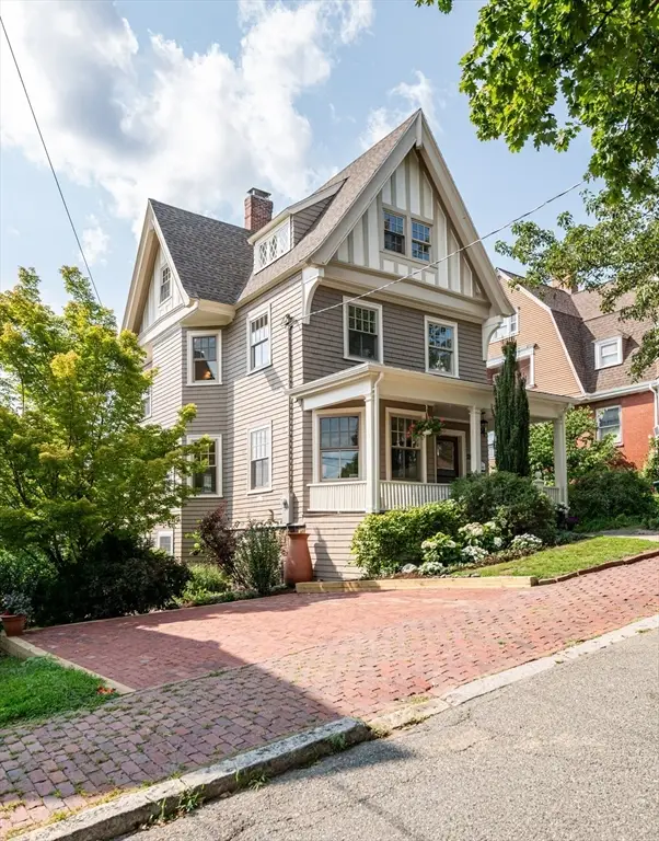 20 Hillside Ave, Medford, MA 02155 - #1