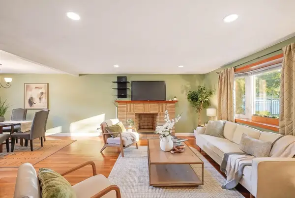 38 Paulson Drive, Burlington, MA 01803