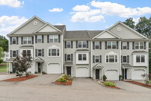 8 Bradley Dr #C, Groton, MA 01450