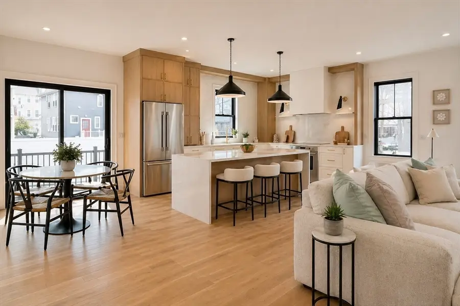 21 South Waverly #21, Boston, MA 02135 - #3