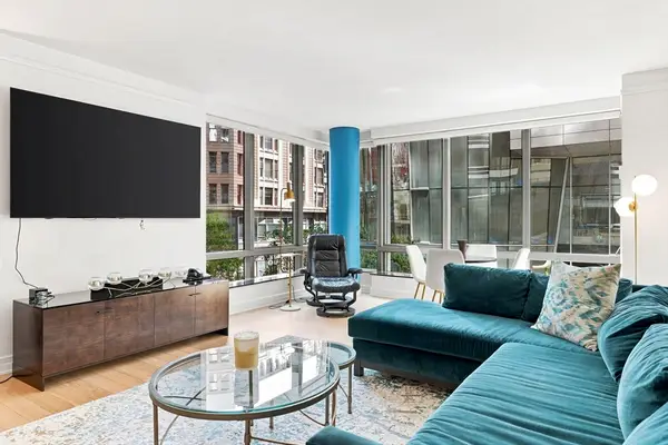 3 Avery St #305, Boston, MA 02111