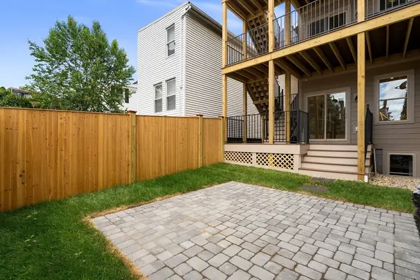 17 Princeton St #1A, Boston, MA 02128