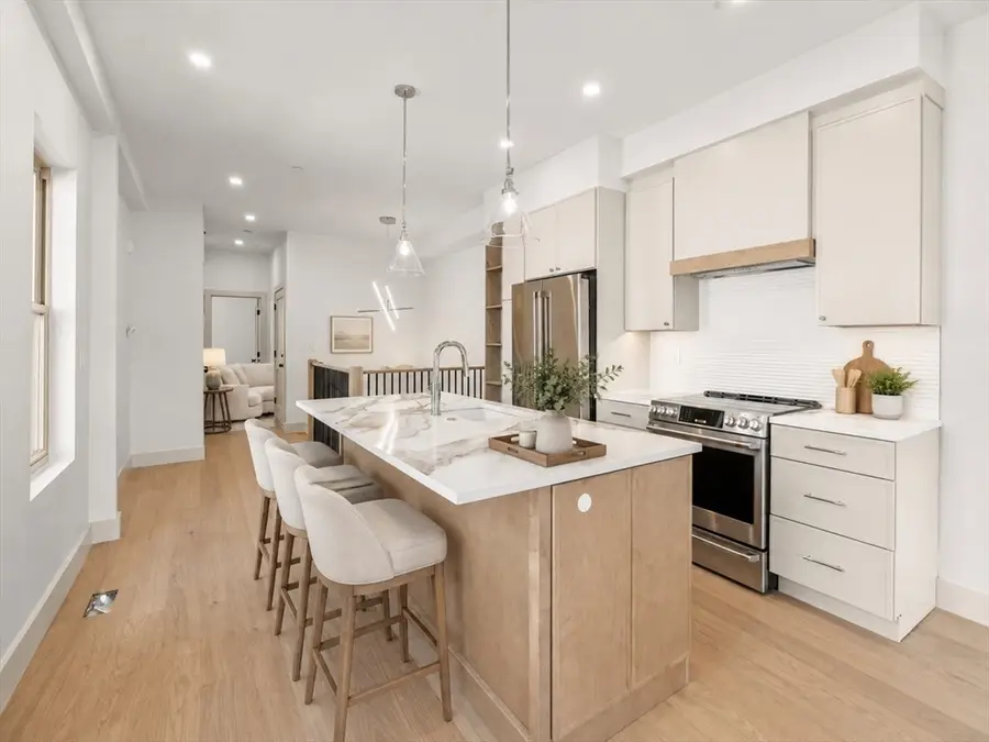 17 Princeton St #1A, Boston, MA 02128 - #3