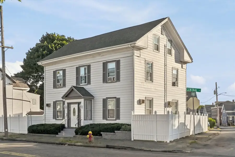 114 Central St, Peabody, MA 01960 - #3