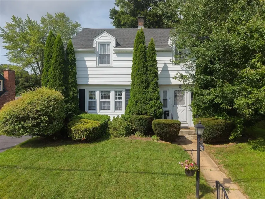 25 Westwood Pkwy, Southbridge, MA 01550 - #2