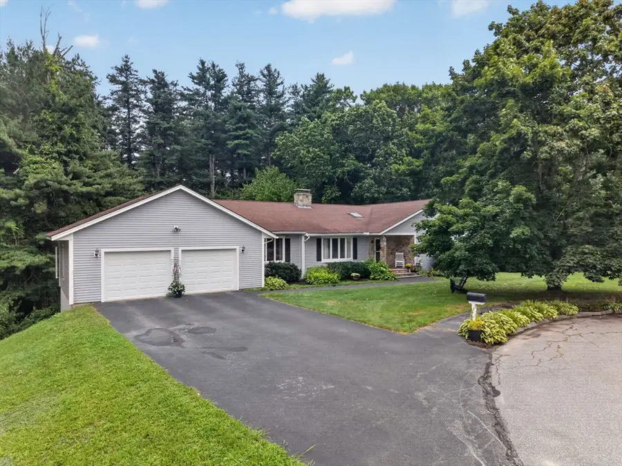 38 Sable Run Ln, Methuen, MA 01844 - #2