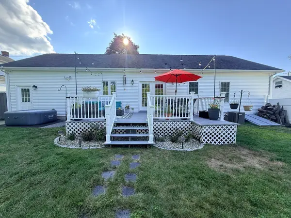 91 Royal St, Chicopee, MA 01020