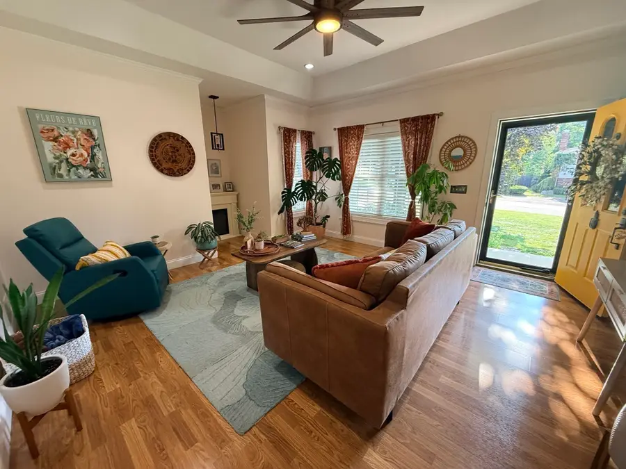 91 Royal St, Chicopee, MA 01020 - #3