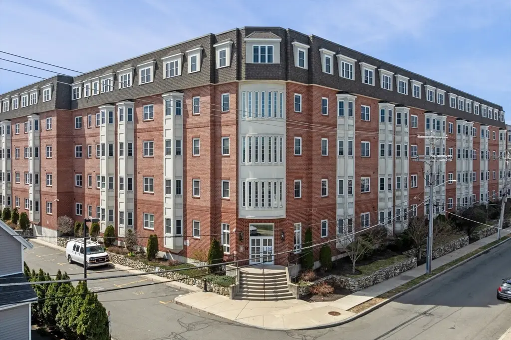 120 Wyllis Ave #222, Everett, MA 02149 - #1
