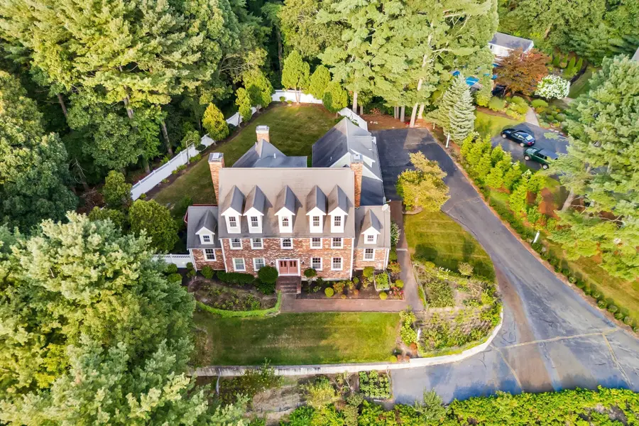 17 Old Landing Rd, Pembroke, MA 02359 - #2