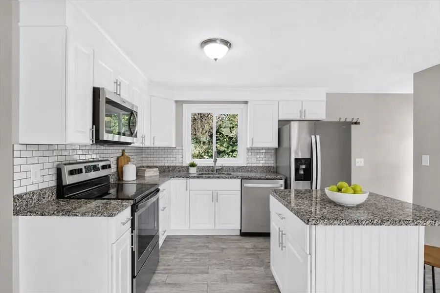 59 Brookside Ave, Webster, MA 01570 - #3