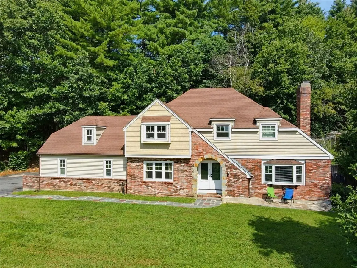 95 Jewett St, Pepperell, MA 01463 - #1