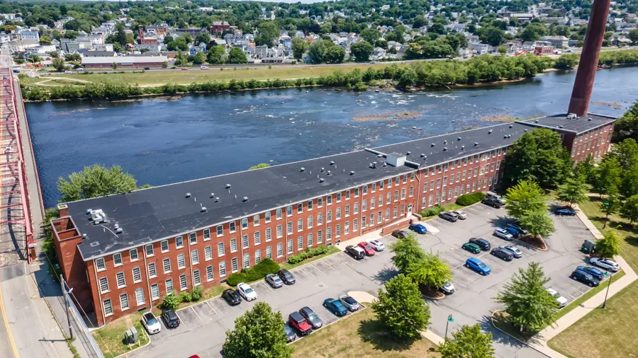 35 Riverwalk Way #R201, Lowell, MA 01854 - #3