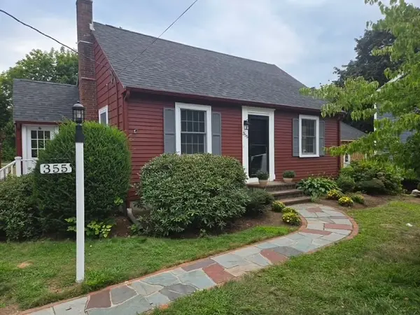 355 South Street, Reading, MA 01867