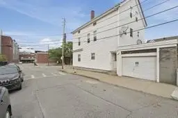 341 Osborn St, Fall River, MA 02724 - #3