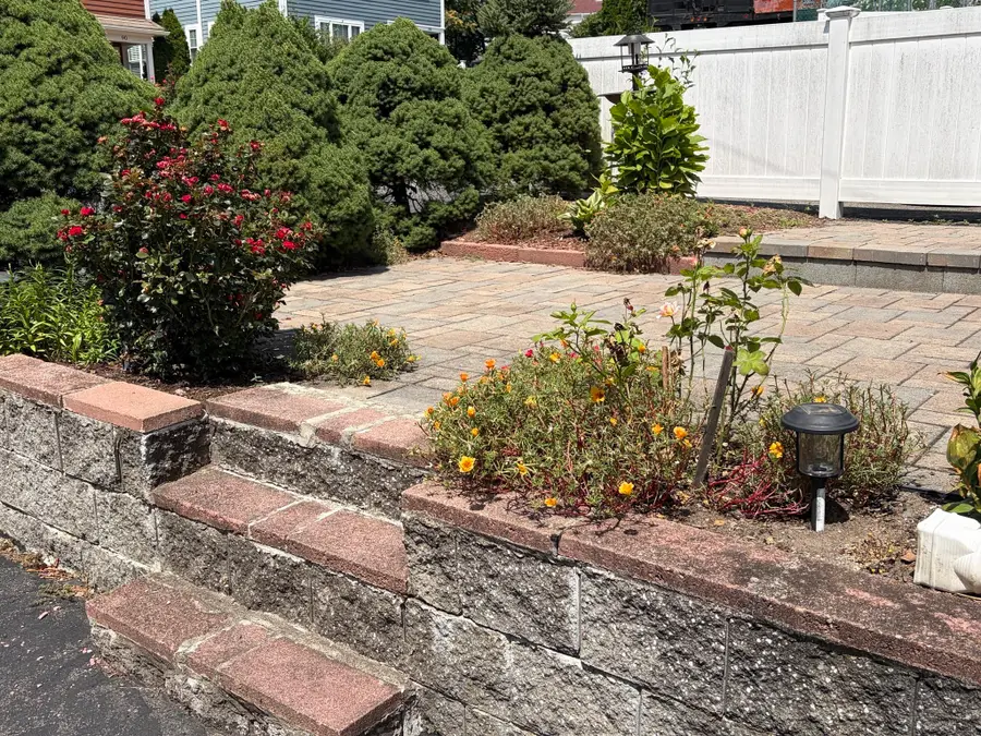 87 Pine Hill Cir, Waltham, MA 02451 - #2