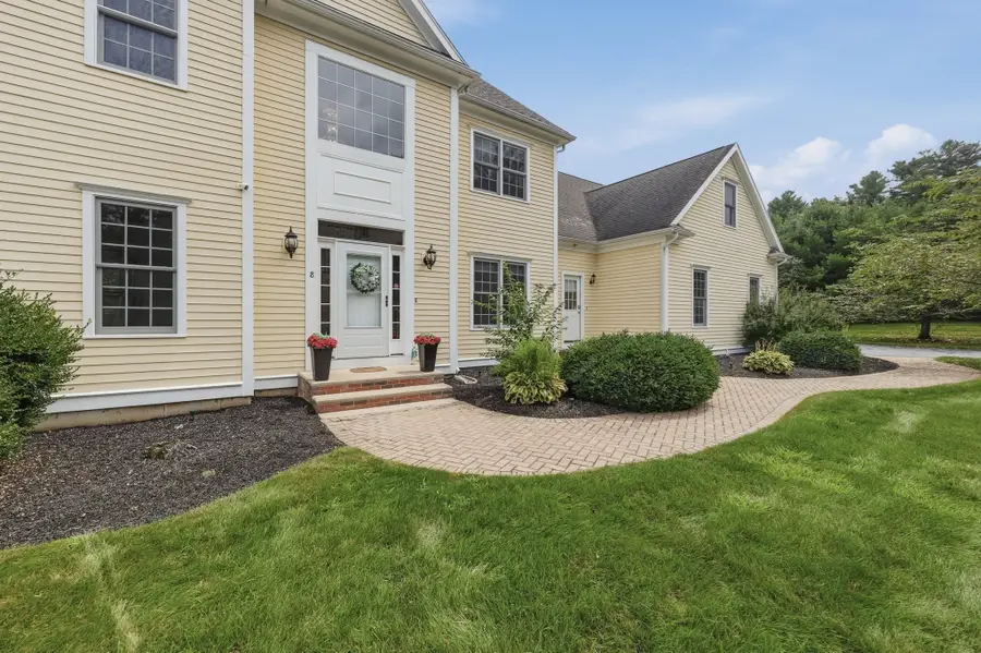 8 Juniper Road, Upton, MA 01568 - #2