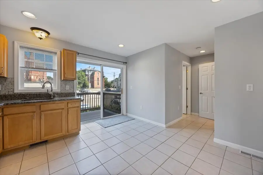 122 Locust St. #4, Haverhill, MA 01830 - #3