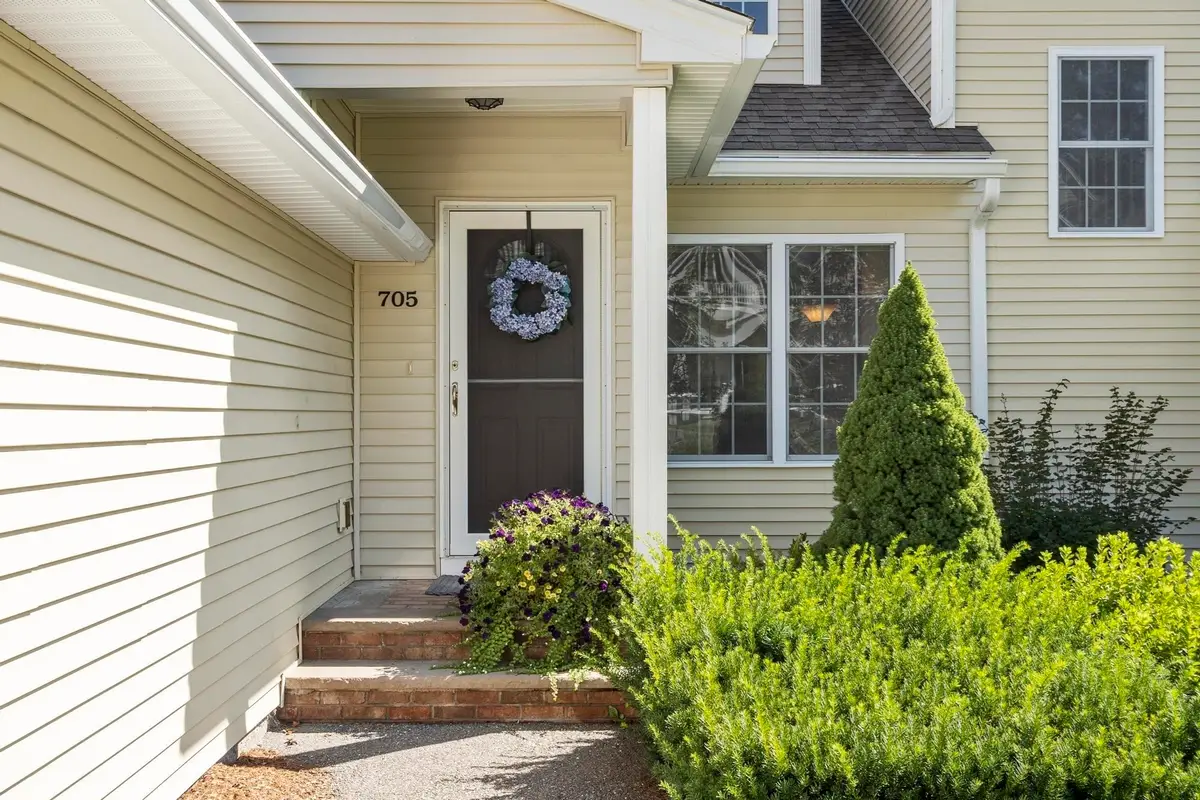 705 Autumn Ridge Dr #705, Ayer, MA 01432 - #1