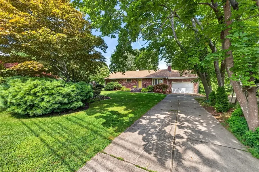61 Highland Avenue, Dartmouth, MA 02747 - #2