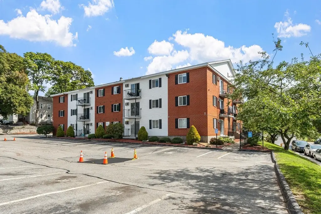 56 Edgeworth #16, Worcester, MA 01605 - #1