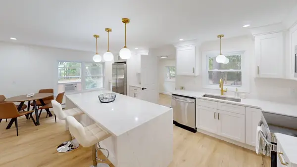 1 Albion Rd, Billerica, MA 01821