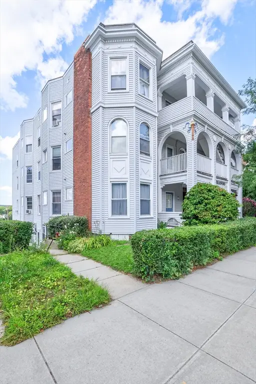 178 Lincoln St #A13, Worcester, MA 01605 - #1