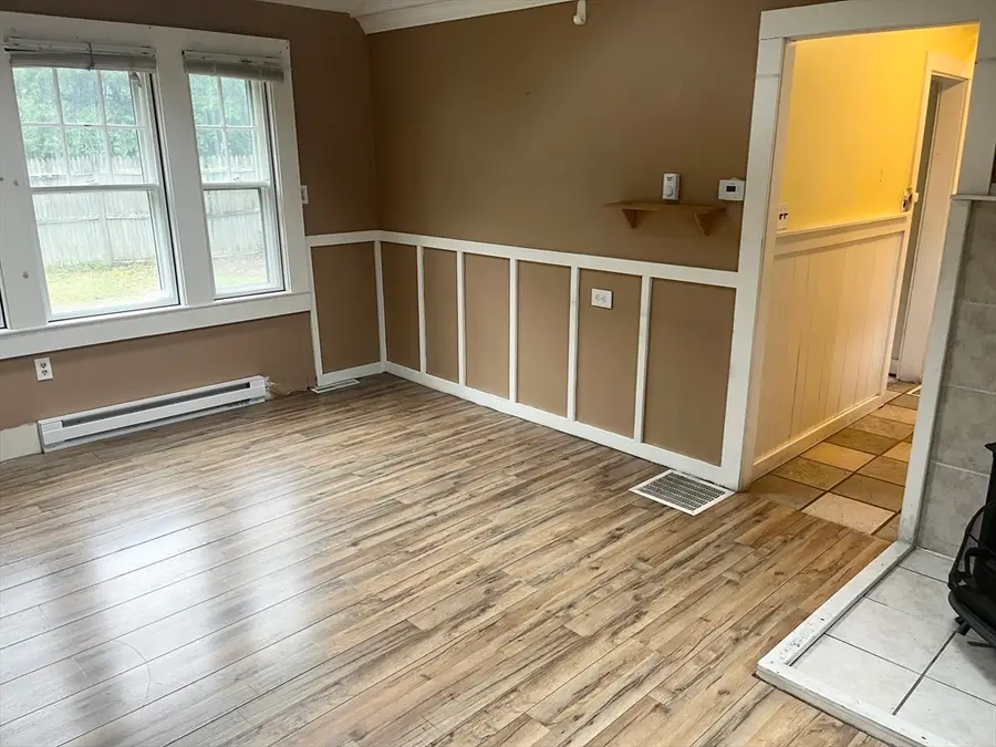16 West St, Hanson, MA 02341 - #3
