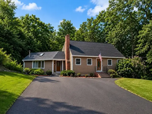 9 Westgate Rd, Billerica, MA 01862