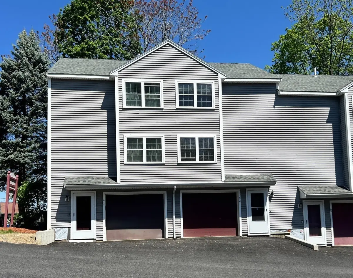 80 Smith St #2A, Lowell, MA 01851 - #1