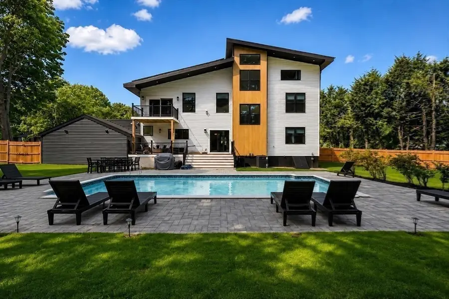 409 Pearl St, Reading, MA 01867 - #2