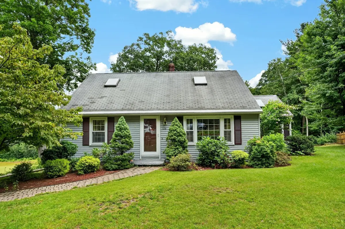 126 Arizona Ave, Holden, MA 01520 - #1