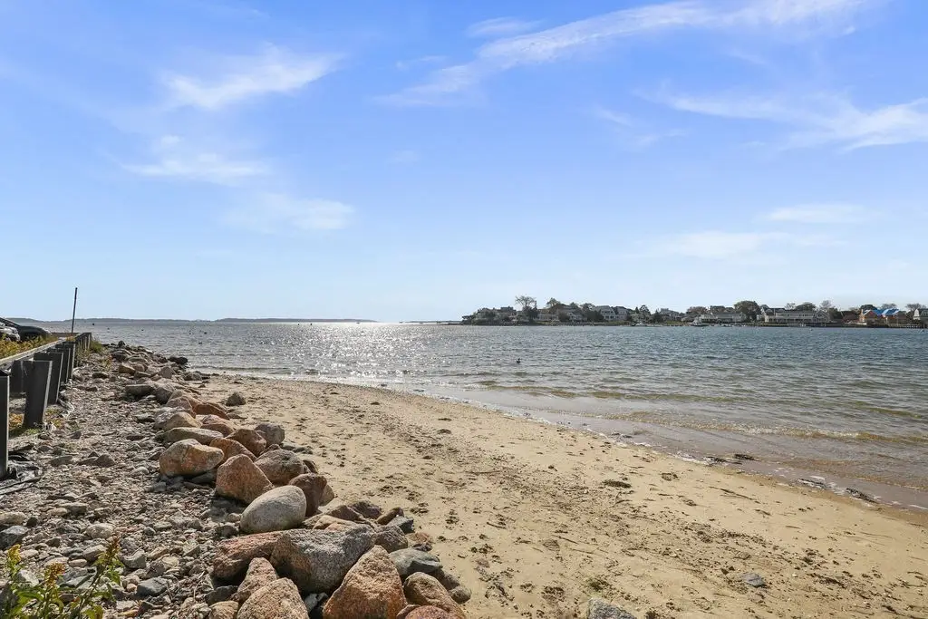 5 Trenton St, West Yarmouth, MA 02673 - #1