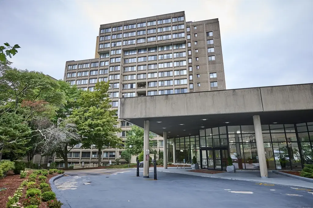 250 Hammond Pond Parkway #609S, Newton, MA 02467 - #1