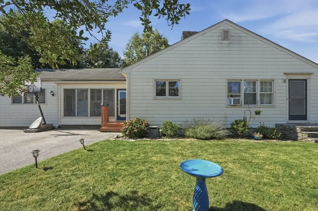 2 Lisa Ave, Acushnet, MA 02743 - #1