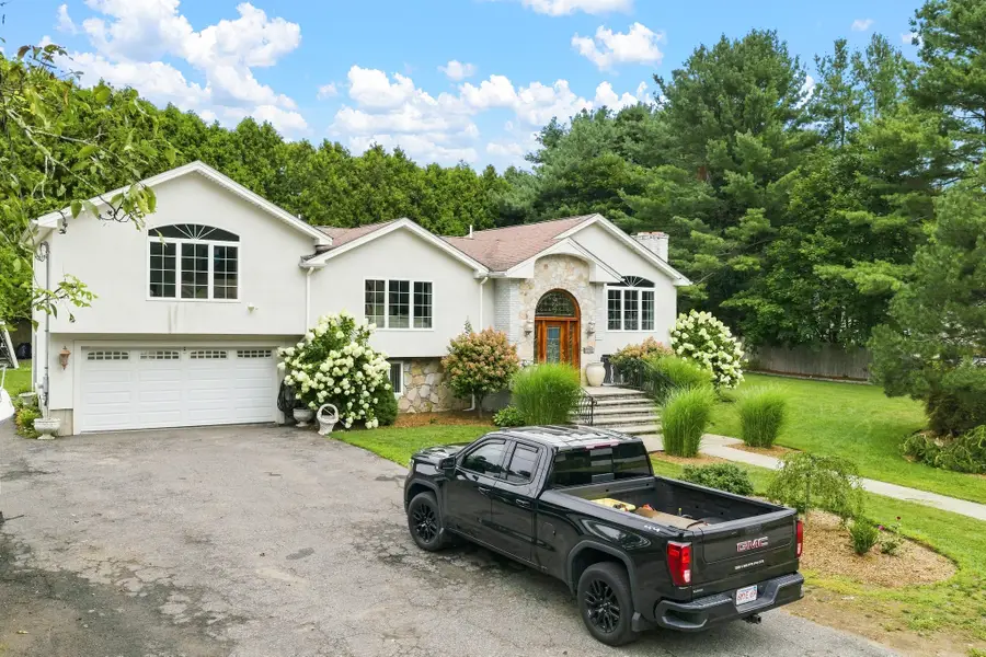 1298 Rebecca Rd, Dighton, MA 02764 - #2